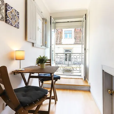 Downtown Traditional By Homing Appartamento Lisbona
